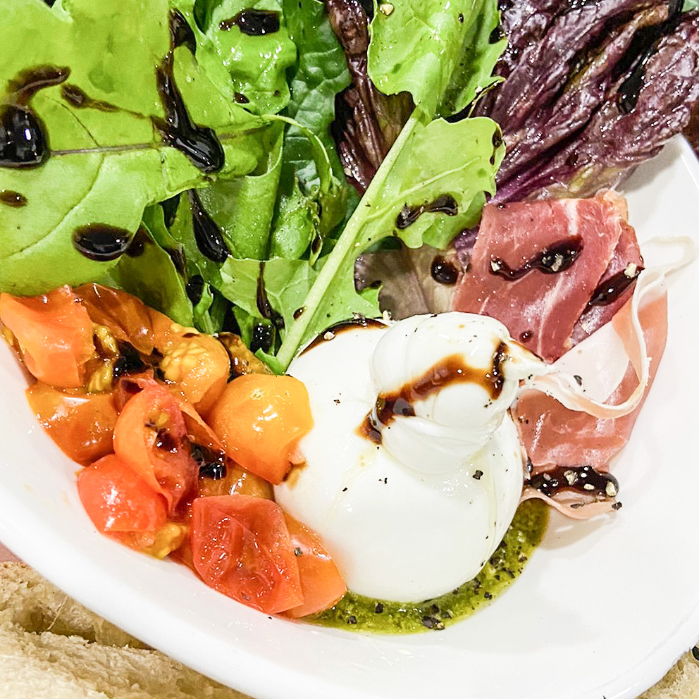 Burrata Ensalada